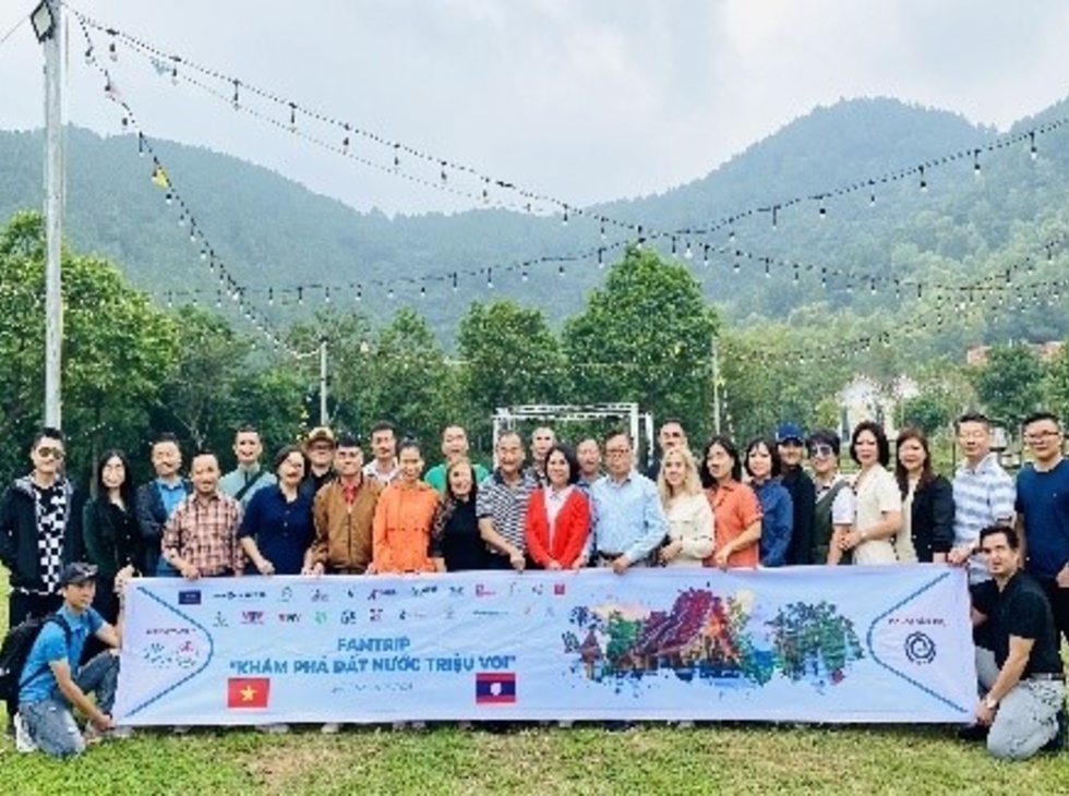 DU LỊCH LÀO – KHÁM PHÁ ĐẤT NƯỚC TRIỆU VOI \"HÀ NỘI – LAKSAO – VIENTIAN – CỐ ĐÔ LUANG PRABANG – HÀ NỘI\"